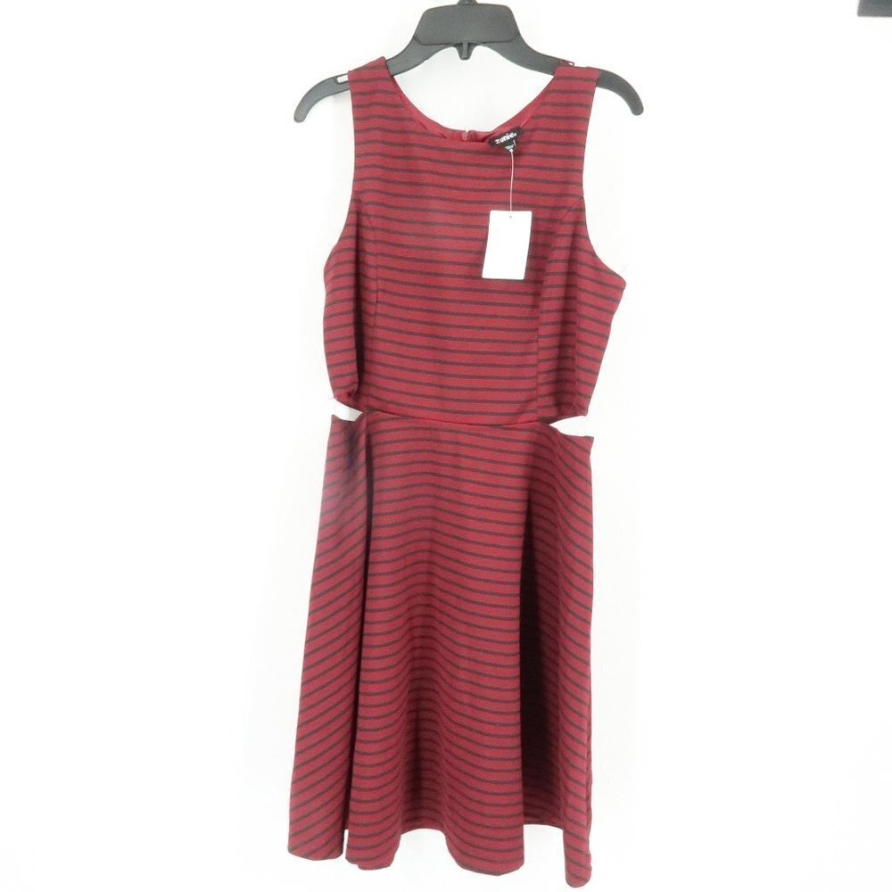 Girls Zunie Burgandy Black Dress w Side Cutouts Brand New with Tags Size 16